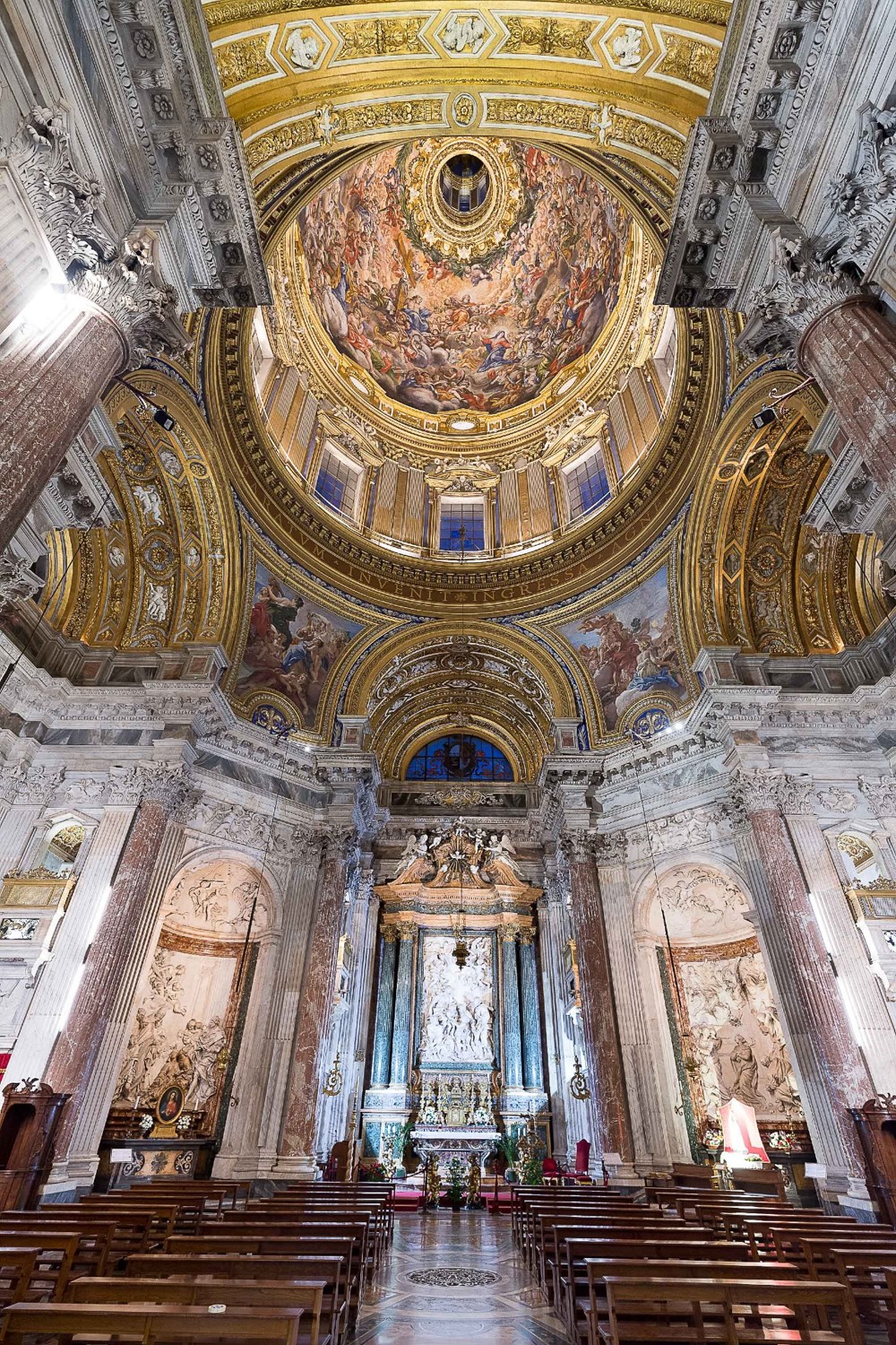 sant agnese in agone interior 1