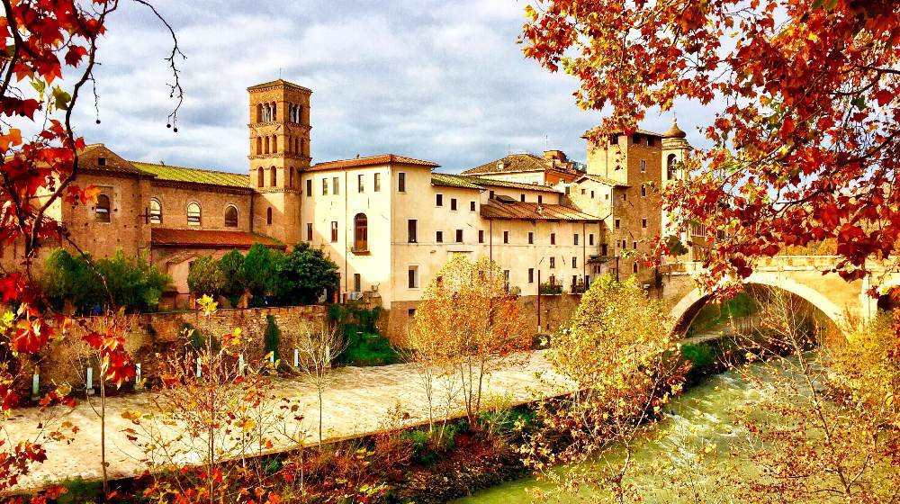 Video Tiber Island