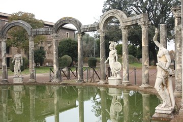 Villa Hadrianus 2