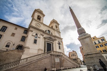 Trinita Dei Monti Kerk Rome