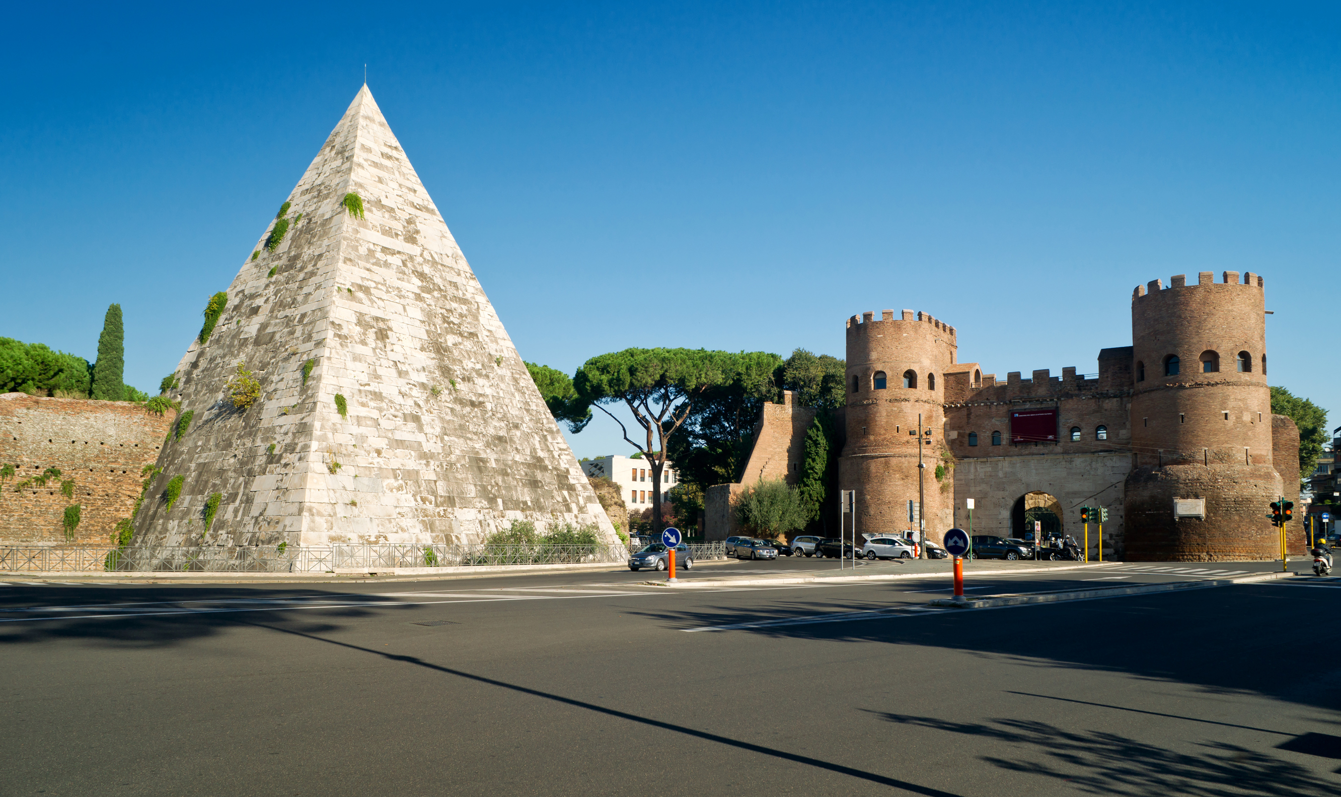 Piramide Cestius